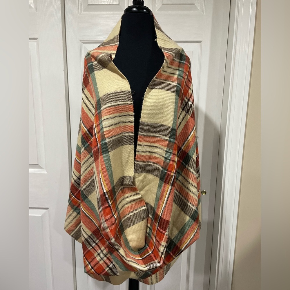 Plaid Shawl Wrap in Multicolor